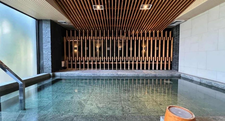 For sale 2 ベッドルーム condo in Si Racha, Chonburi