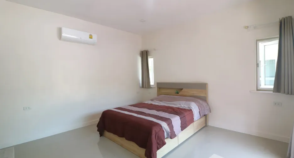 For sale 4 bedrooms house in Mueang Udon Thani, Udon Thani