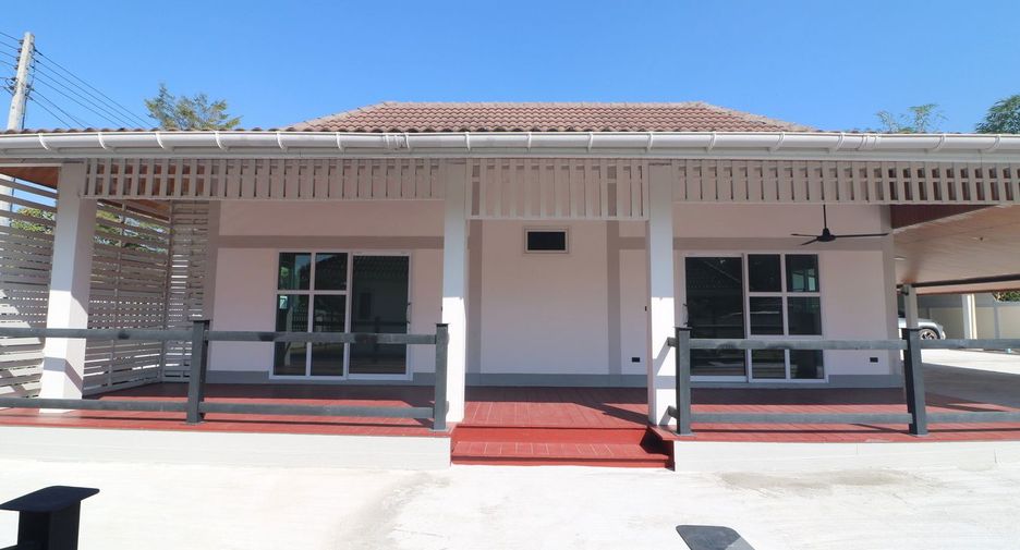 For sale 4 bedrooms house in Mueang Udon Thani, Udon Thani