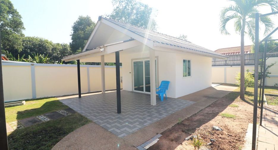 For sale 4 bedrooms house in Mueang Udon Thani, Udon Thani