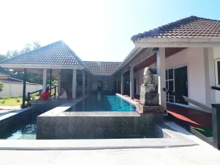 For sale 4 ベッドルーム house in Mueang Udon Thani, Udon Thani