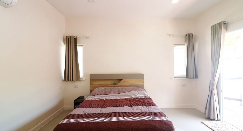 For sale 4 bedrooms house in Mueang Udon Thani, Udon Thani