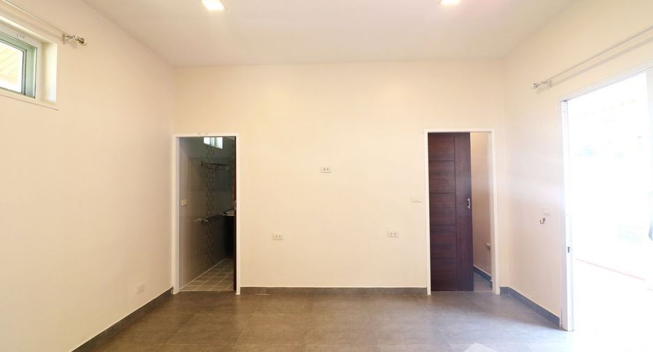 For sale 4 bedrooms house in Mueang Udon Thani, Udon Thani