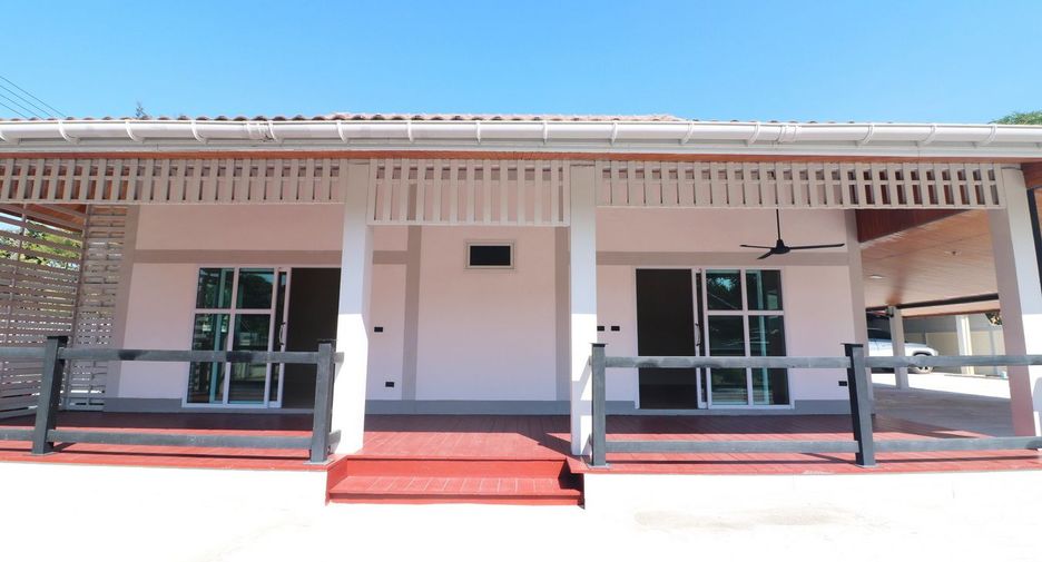 For sale 4 bedrooms house in Mueang Udon Thani, Udon Thani
