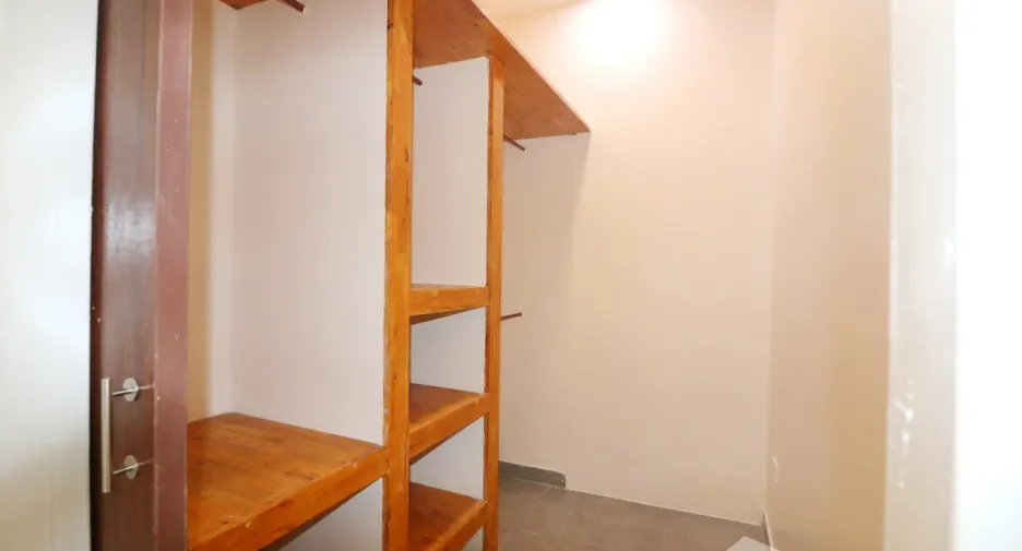 For sale 4 bedrooms house in Mueang Udon Thani, Udon Thani