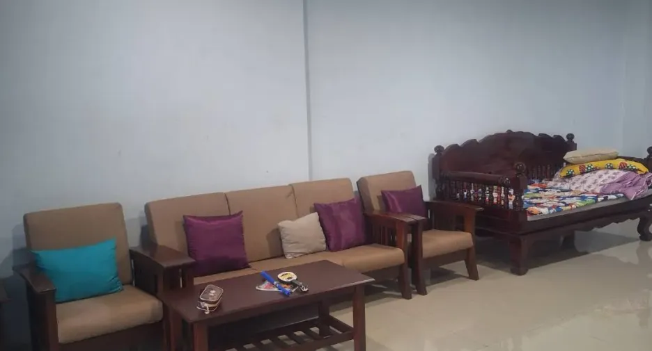 For rent 3 bedrooms townhouse in Mueang Krabi, Krabi