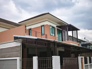 For Rent 4 Bedroom House In Bang Saray, Pattaya