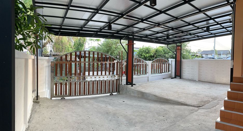 For sale 2 bedrooms house in Don Mueang, Bangkok