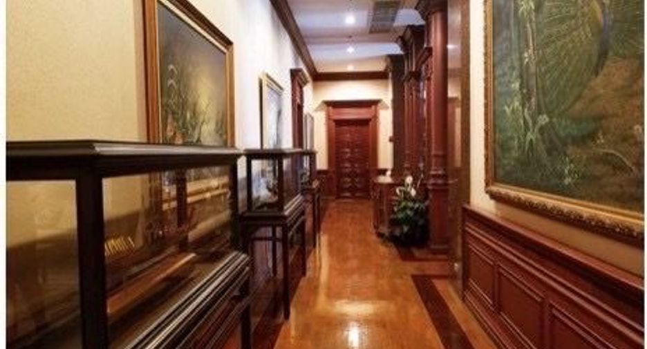 For sale 5 bedrooms condo in Wang Thonglang, Bangkok