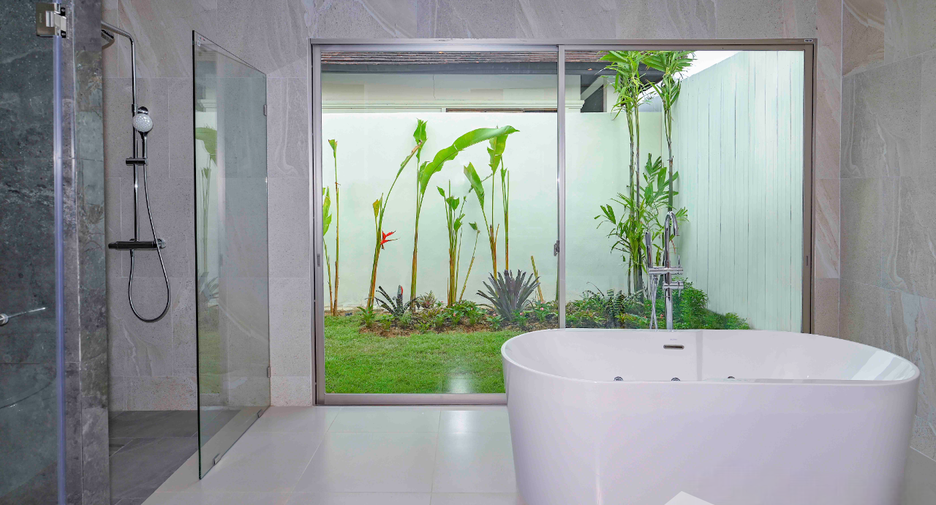 For rent 4 bedrooms villa in Thalang, Phuket