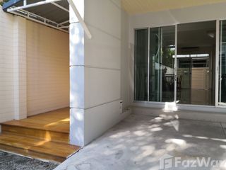 Reihenhaus zum Kauf und zur Miete mit 3 Zimmer in Prawet, Bangkok