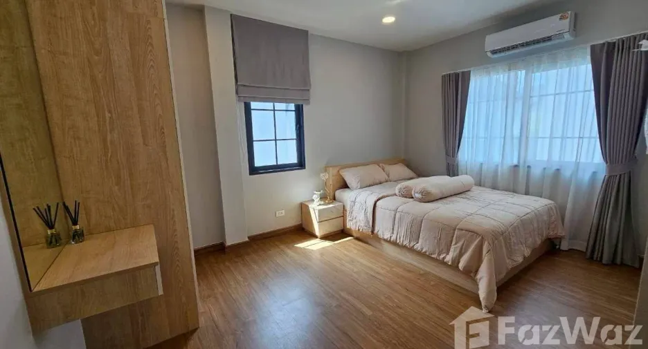 For sale and for rent 4 bedrooms house in Bang Phli, Samut Prakan