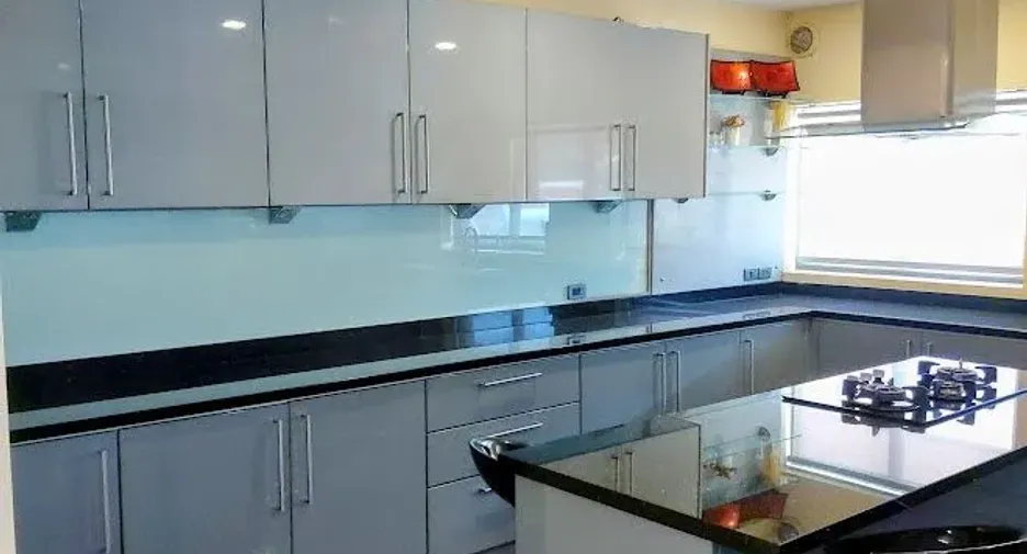 Haus zum Kauf mit 4 Zimmer in Sattahip, Chonburi