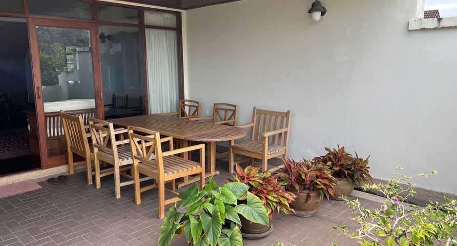 For sale 3 bedrooms condo in Thalang, Phuket