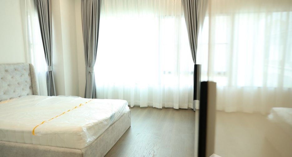 Villa zum Kauf und zur Miete mit 5 Zimmer in Saphan Sung, Bangkok