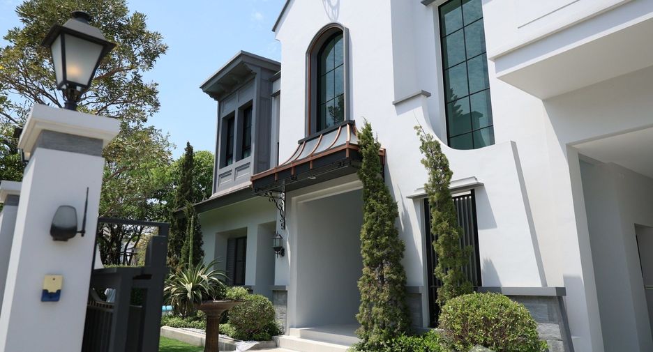 Villa en venta y en alquiler de 5 habitaciones en Saphan Sung, Bangkok