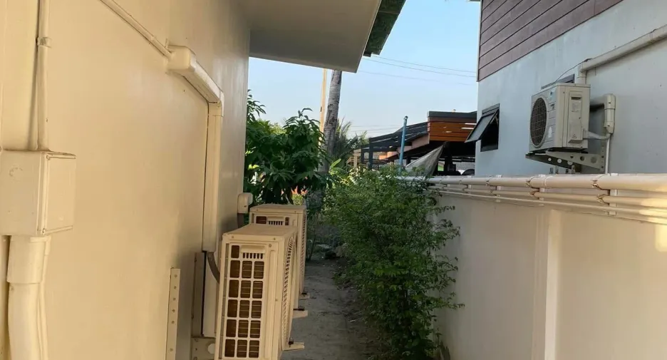 For sale 4 ベッドルーム house in Nakhon Chai Si, Nakhon Pathom