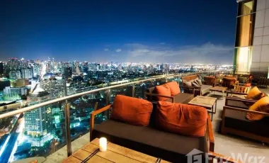 À vendre 2 chambres condo à Khlong Toei, Bangkok