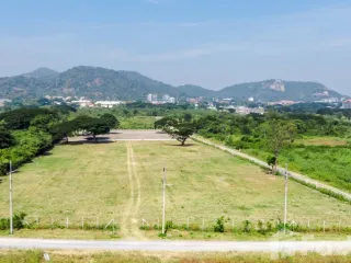 Terreno en venta en Hua Hin, Prachuap Khiri Khan