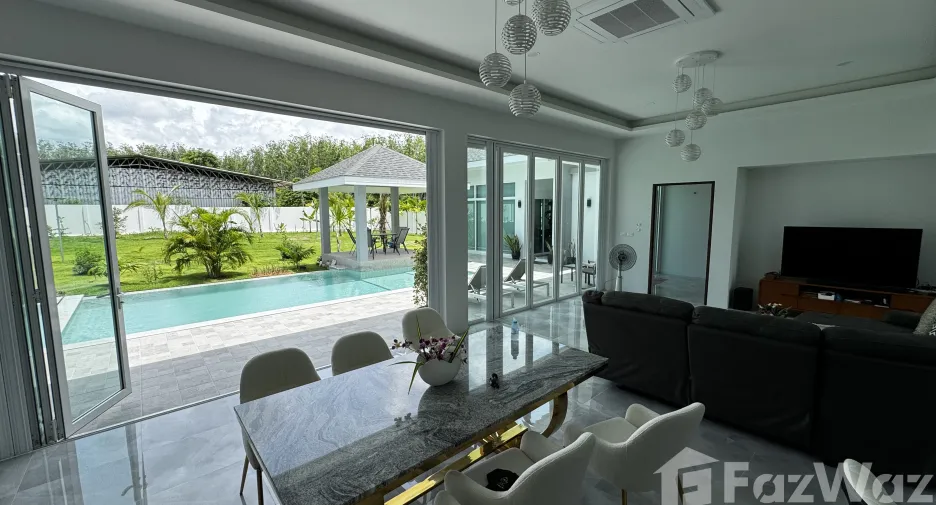 À vendre 5 chambres villa à Thalang, Phuket