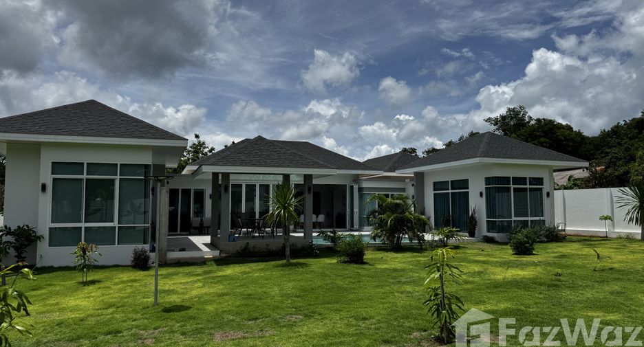 À vendre 5 chambres villa à Thalang, Phuket