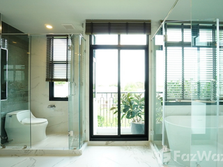 For sale 3 bedrooms townhouse in Lat Phrao, Bangkok