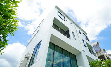 For sale 3 bedrooms townhouse in Lat Phrao, Bangkok
