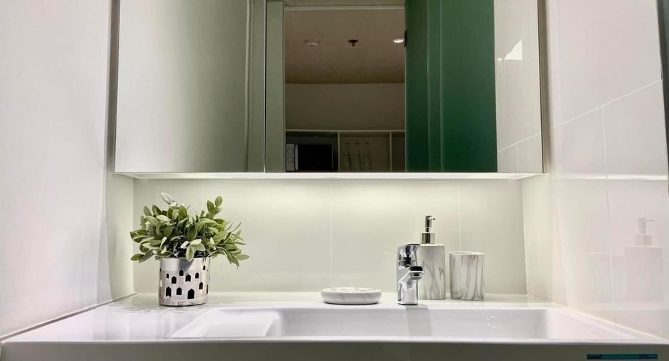 For sale and for rent 1 bed condo in Bang Rak, Bangkok