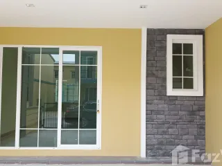For sale 3 bedrooms townhouse in Bang Khae, Bangkok