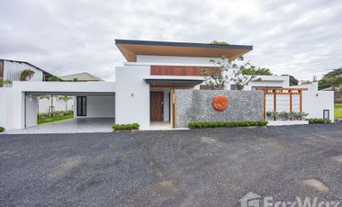 For sale 4 bedrooms villa in Mueang Phuket, Phuket