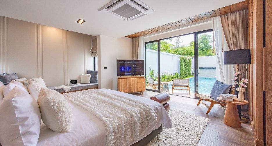 For sale 4 bedrooms villa in Mueang Phuket, Phuket