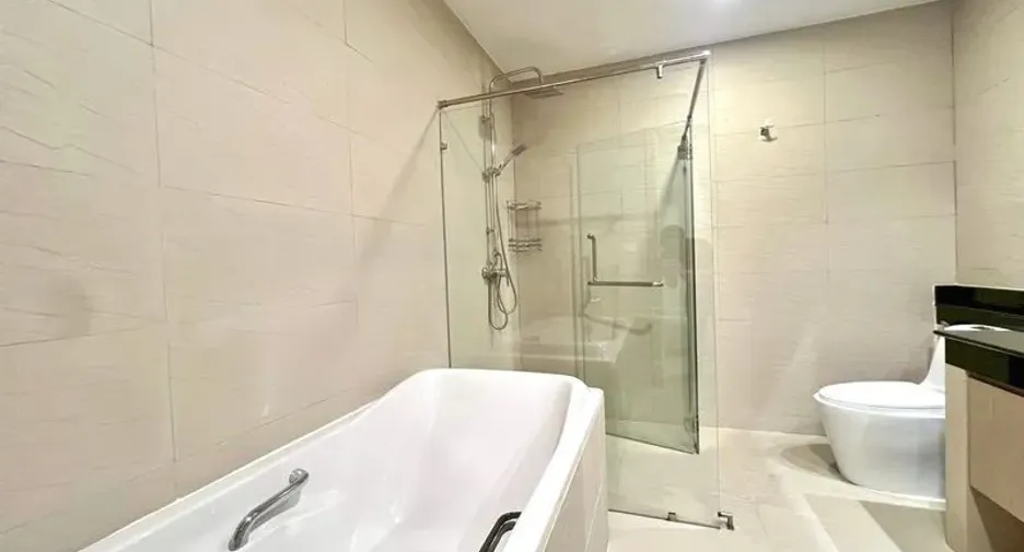 Condo en venta de 4 habitaciones en Bang Lamung, Chonburi