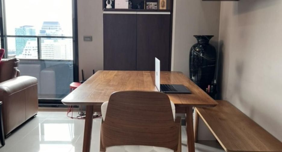 For sale 2 bedrooms condo in Bang Rak, Bangkok