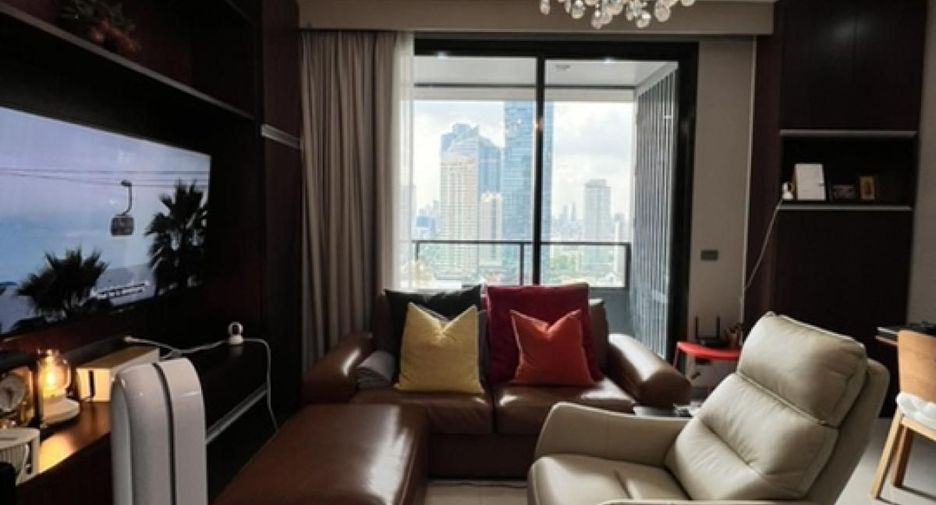 For sale 2 bedrooms condo in Bang Rak, Bangkok