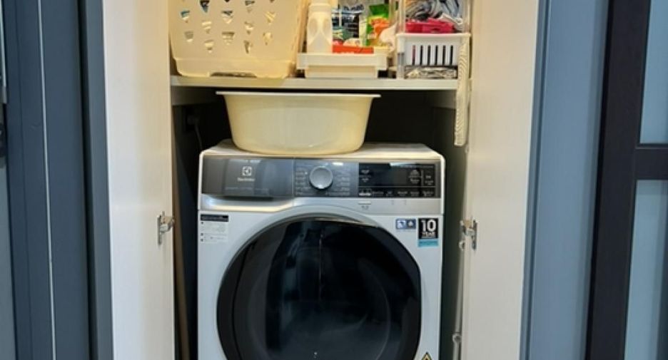 For sale 2 bedrooms condo in Bang Rak, Bangkok