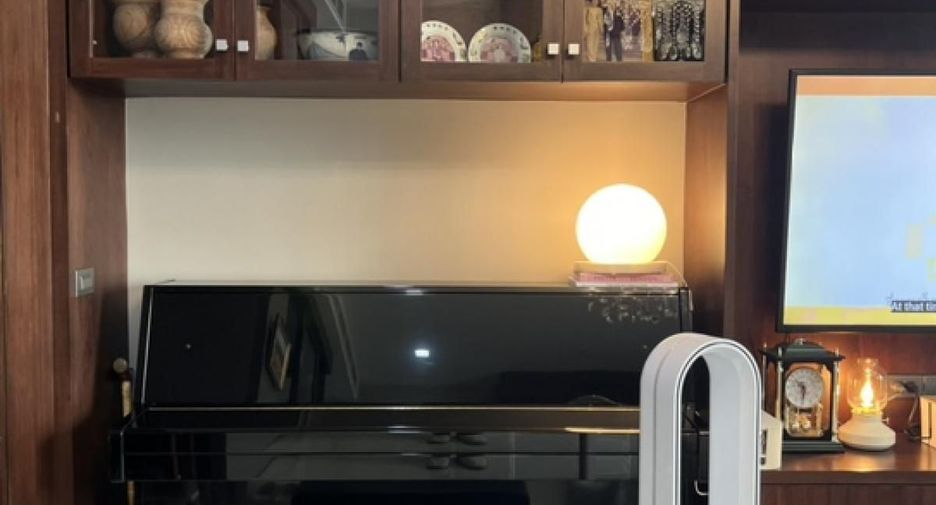 For sale 2 bedrooms condo in Bang Rak, Bangkok