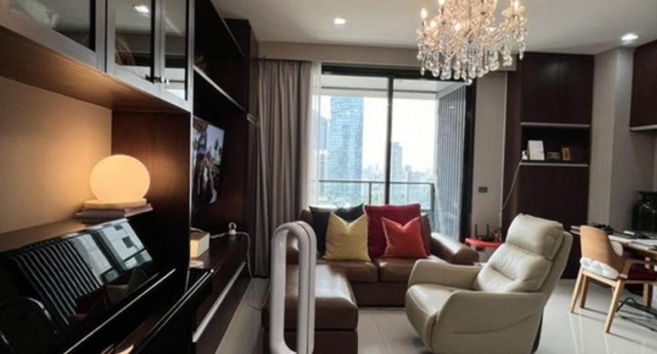 For sale 2 bedrooms condo in Bang Rak, Bangkok