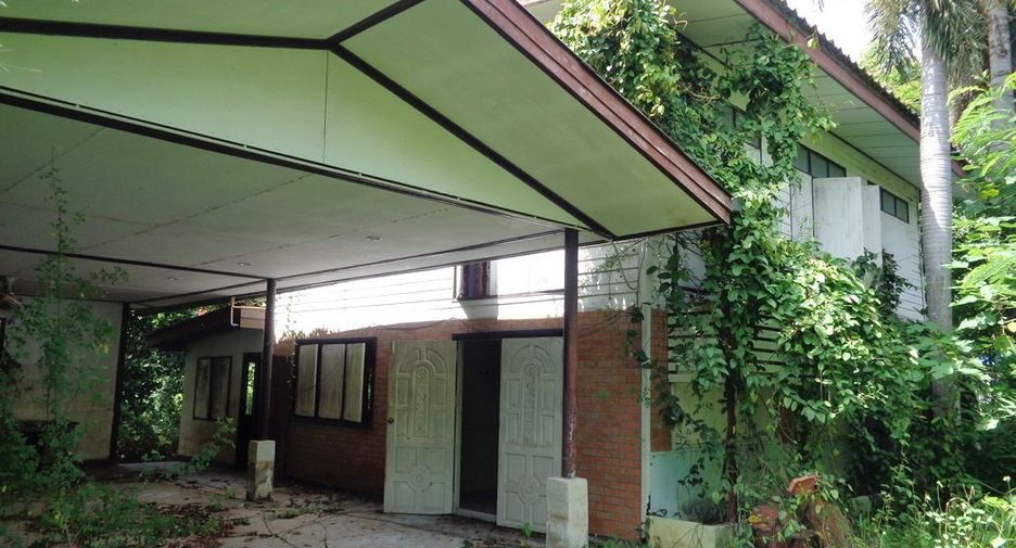 For sale land in Chai Badan, Lopburi
