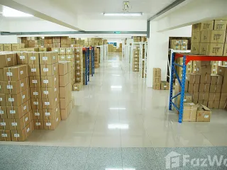 出售 8 卧室 商业空间 在 Khlong San, 曼谷