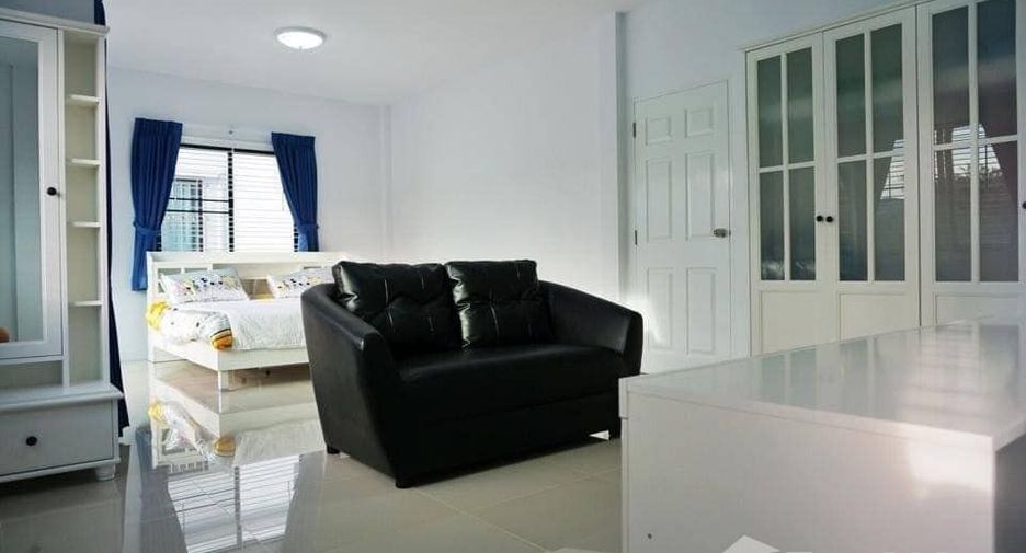 For rent 3 bedrooms house in Mueang Phuket, Phuket