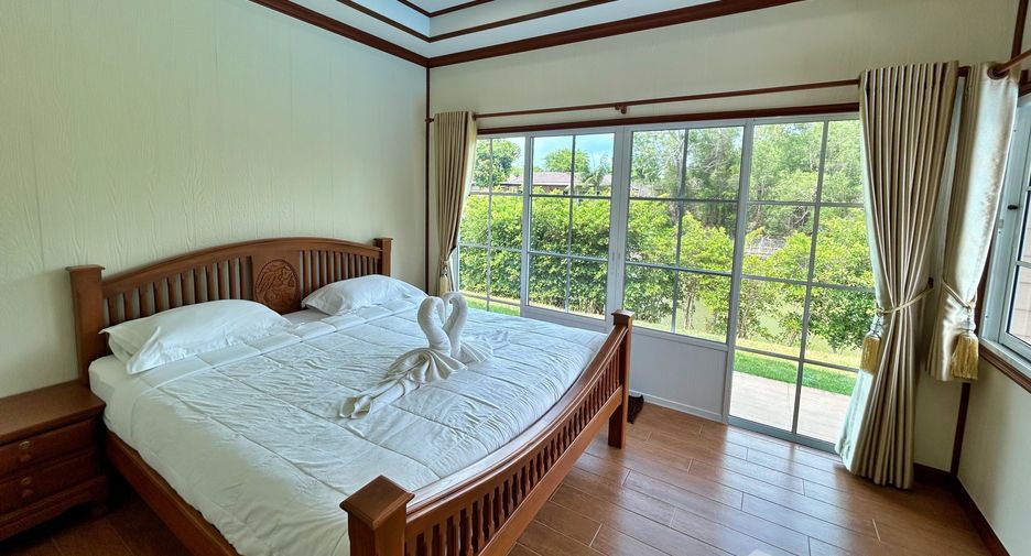 出租 3 卧室 独立屋 在 Klaeng, Rayong