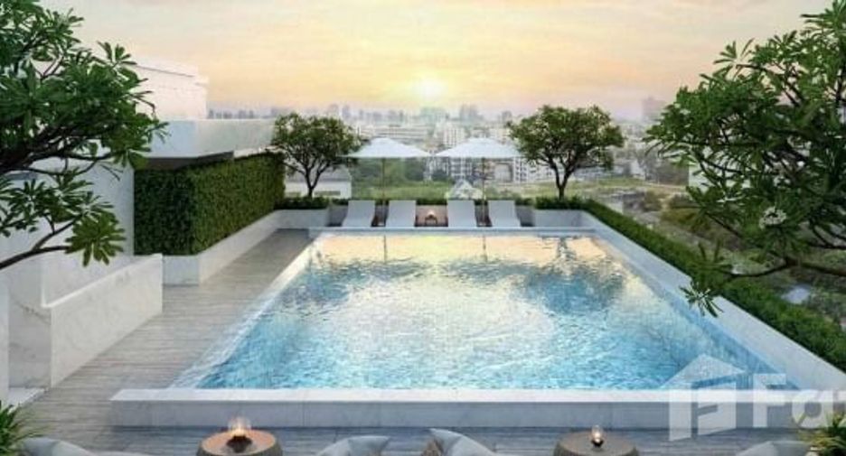 Condo en venta de 4 habitaciones en Pathum Wan, Bangkok