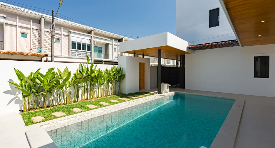 For sale and for rent 3 bedrooms villa in Mueang Phuket, Phuket