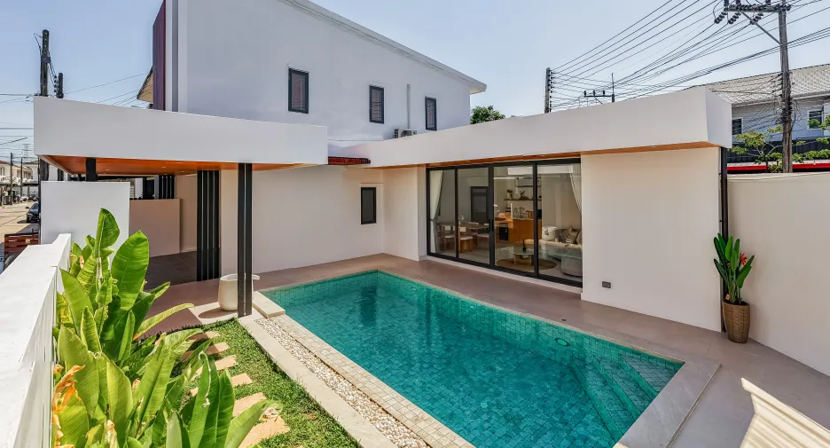 For sale and for rent 3 bedrooms villa in Mueang Phuket, Phuket