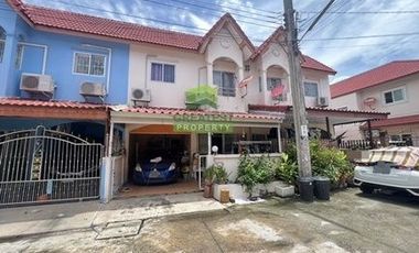 For sale 3 bedrooms townhouse in Nong Khaem, Bangkok