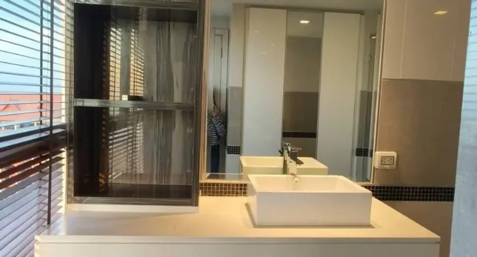 À louer 2 chambres condo à Bang Lamung, Chonburi