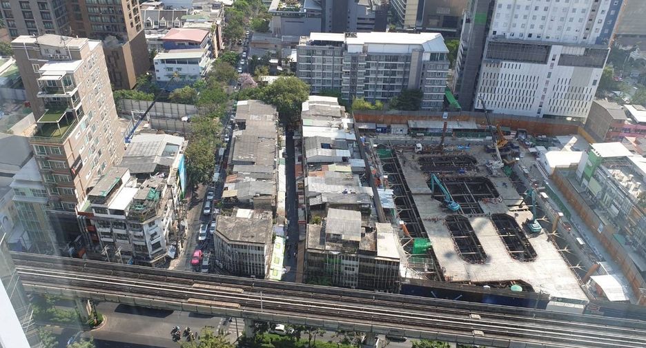 À vendre 3 chambres condo à Khlong Toei, Bangkok