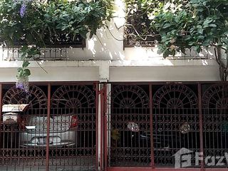 For sale 4 bedrooms townhouse in Khlong Toei, Bangkok