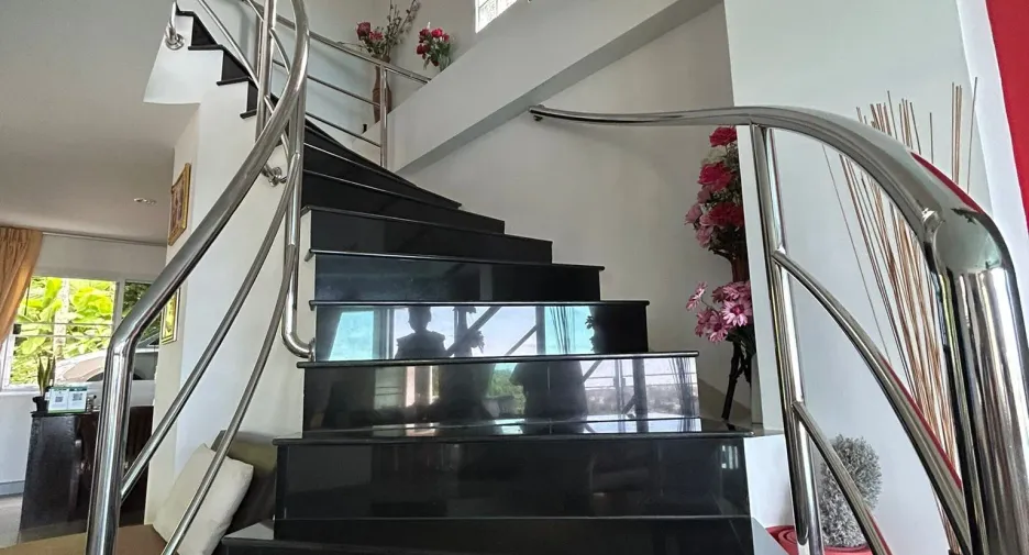 For sale 4 ベッドルーム villa in Mueang Phuket, Phuket