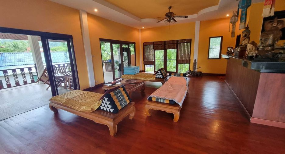 For sale 3 bedrooms villa in Mueang Phuket, Phuket